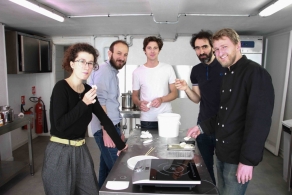 Ge - Cheese making workshop in Paris with an expert : € 70 per person. 
