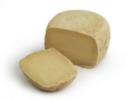 Cheeses of the world - Pecorino di Fossa