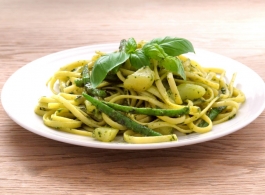 Ricetta  Tagliatelles au pistou et au Pecorino