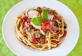 الوصفة Pâtes à l'amatriciana au Parmesan et à la Ricotta