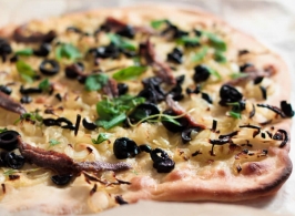 レシピ Pizza à la Romaine - à la Mozzarella et au Pecorino