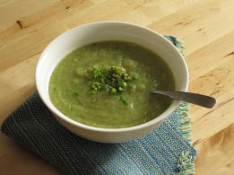 الوصفة Potage aux poireaux, à l'oignon et au Gruyère