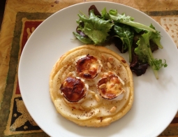 Ricetta  Rocamadour et poires en tarte sucré-salé